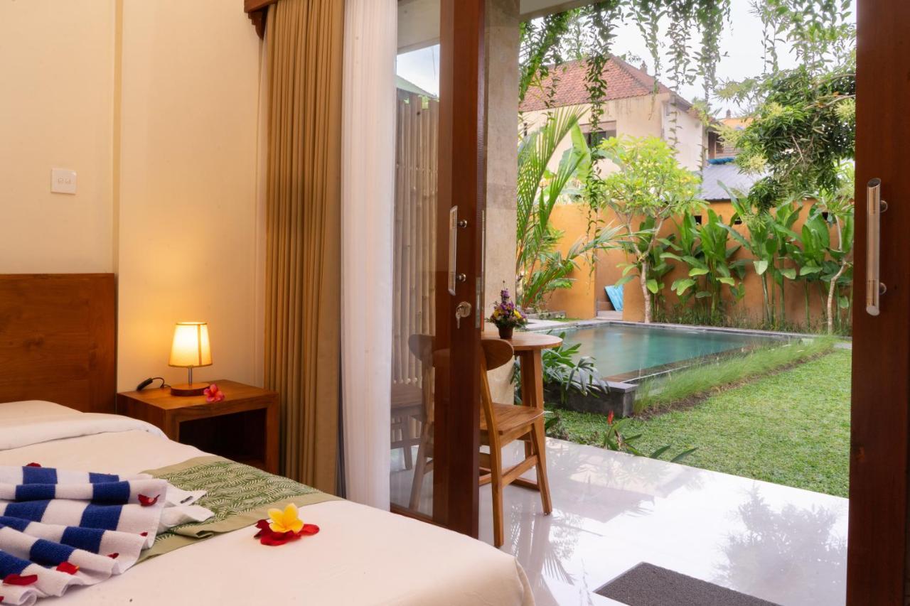 Tiny'S House Hotel Ubud  Exterior photo