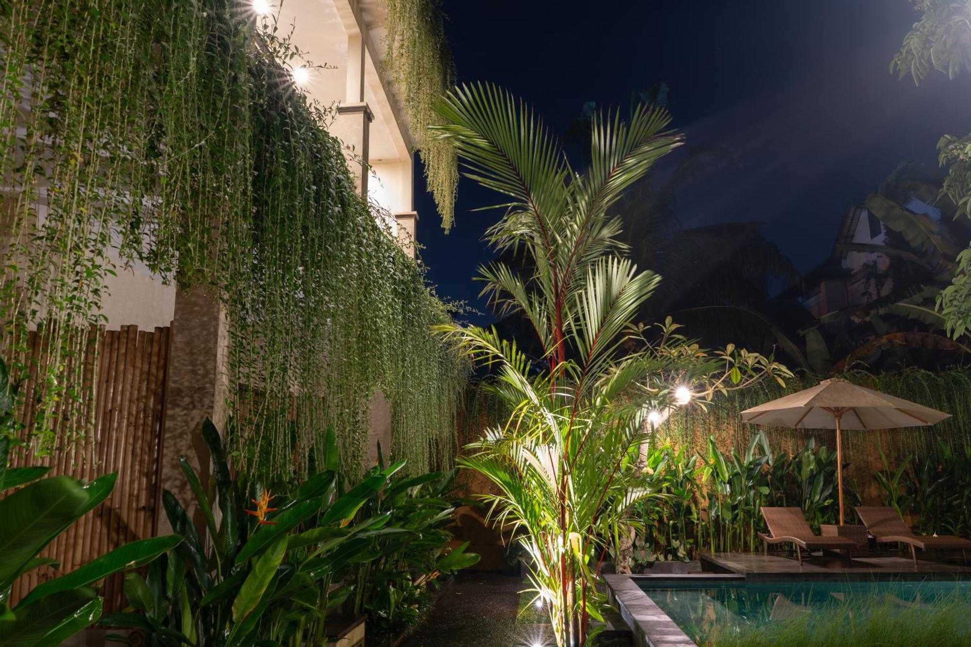 Tiny'S House Hotel Ubud  Exterior photo